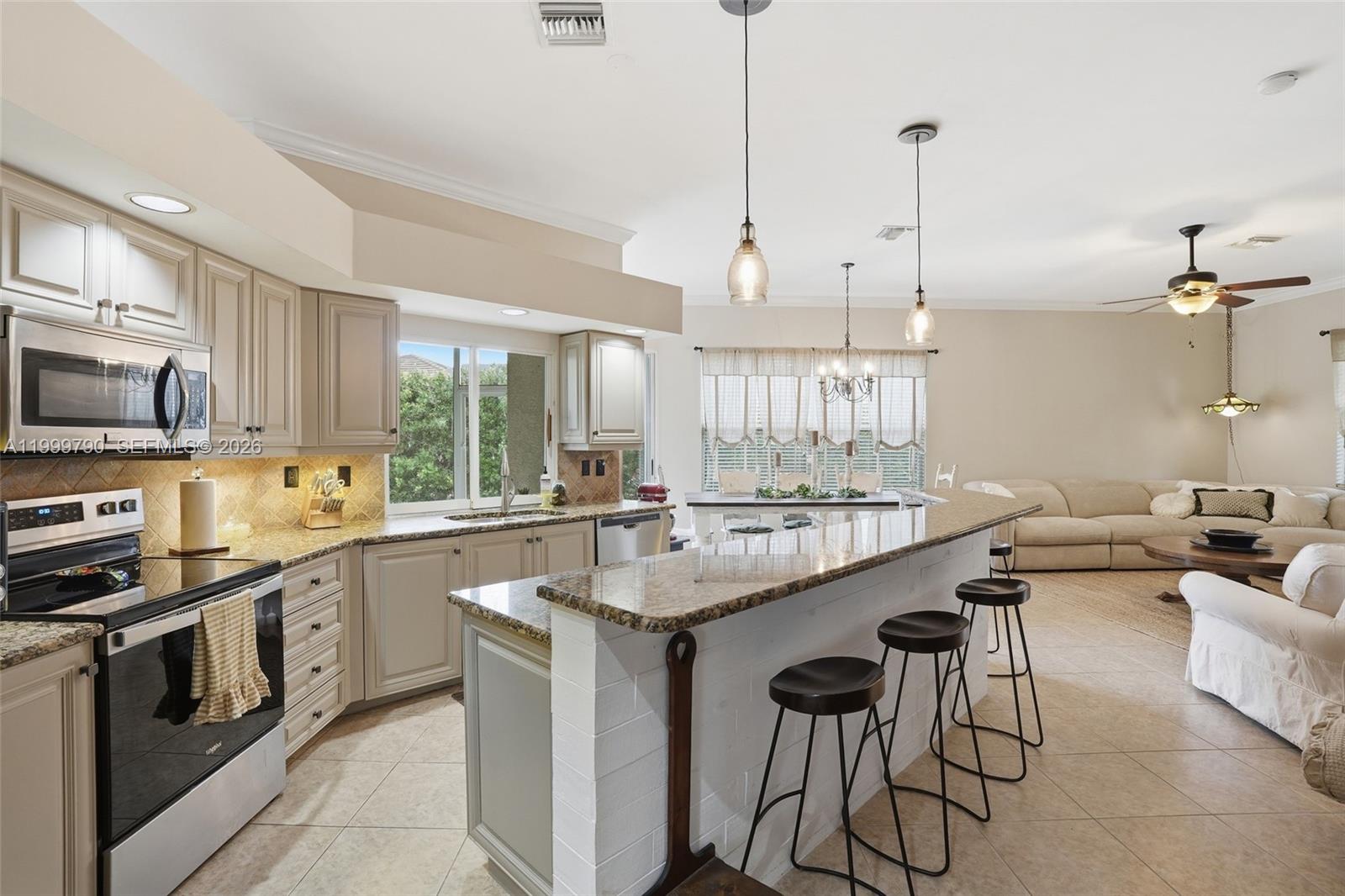 CROSS CREEK ESTATES - Residential