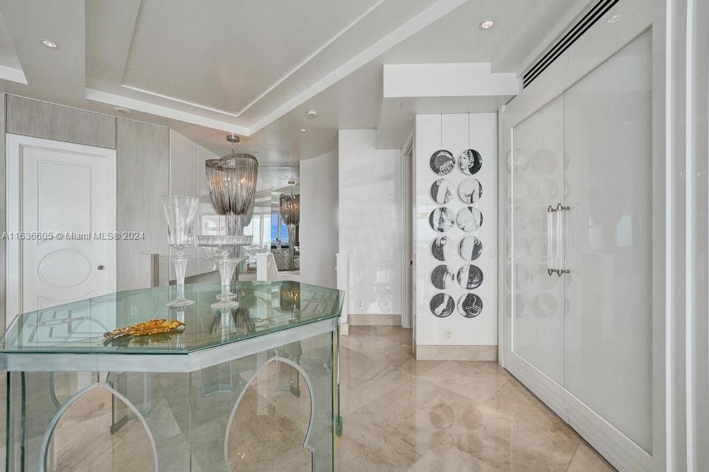 7000 ISL BLVD WILLIAMS IS - Residential