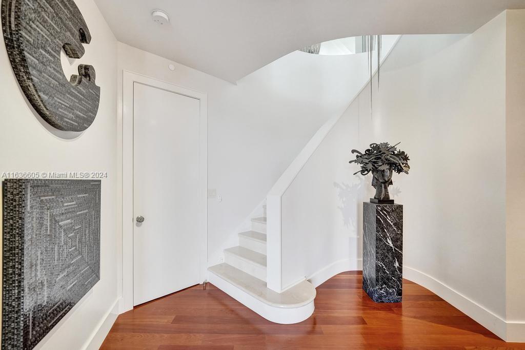 7000 ISL BLVD WILLIAMS IS - Residential