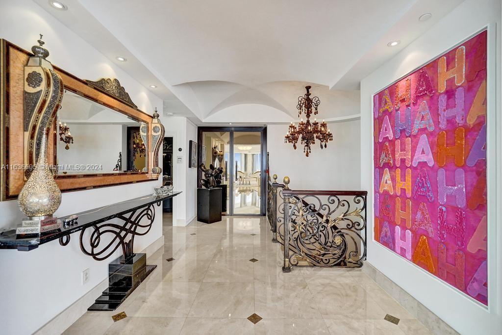 7000 Island Blvd PH-02