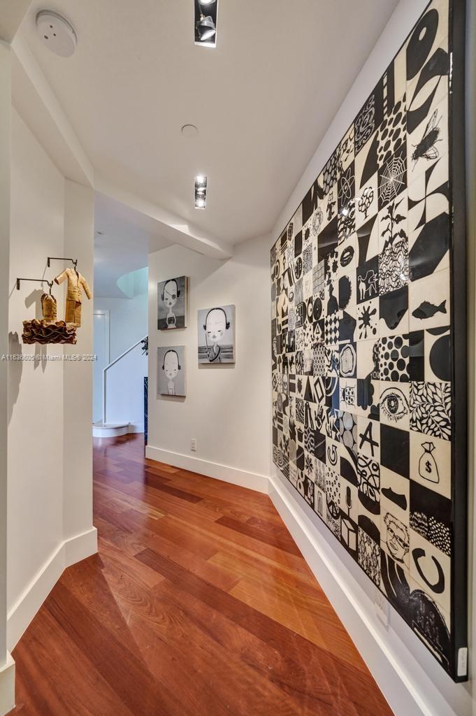 7000 ISL BLVD WILLIAMS IS - Residential