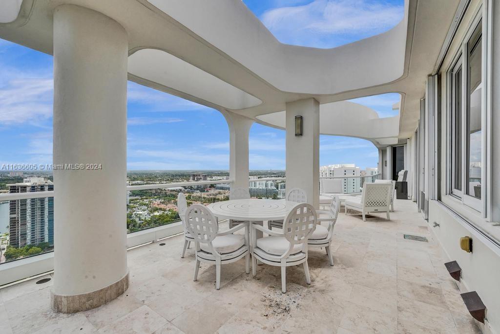 7000 ISL BLVD WILLIAMS IS - Residential