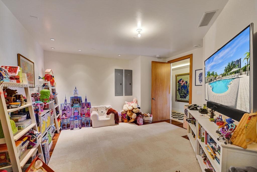7000 ISL BLVD WILLIAMS IS - Residential