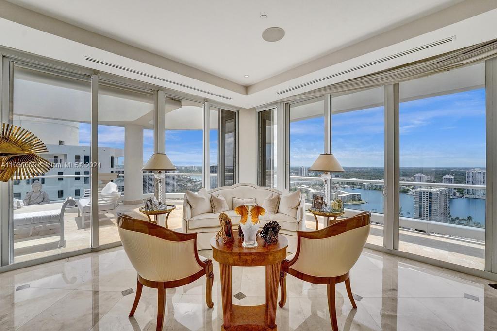 7000 ISL BLVD WILLIAMS IS - Residential