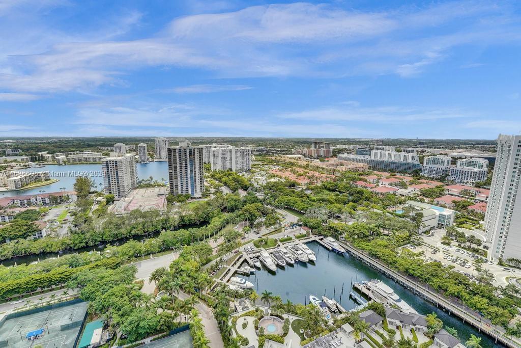 7000 ISL BLVD WILLIAMS IS - Residential