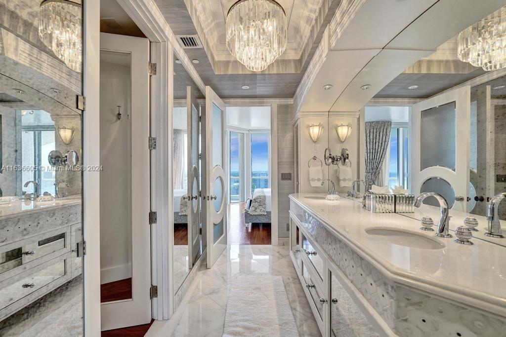 7000 ISL BLVD WILLIAMS IS - Residential