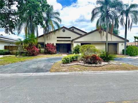 5615 NW 64th Ln, Coral Springs, FL 33067 - #: A11579903