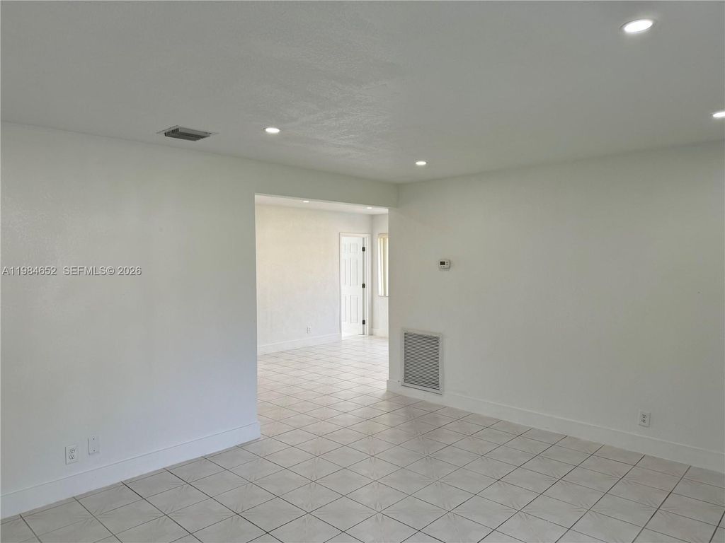 Photo of 2400 N 57th Way, Hollywood, FL 33021 (MLS # A11984652)