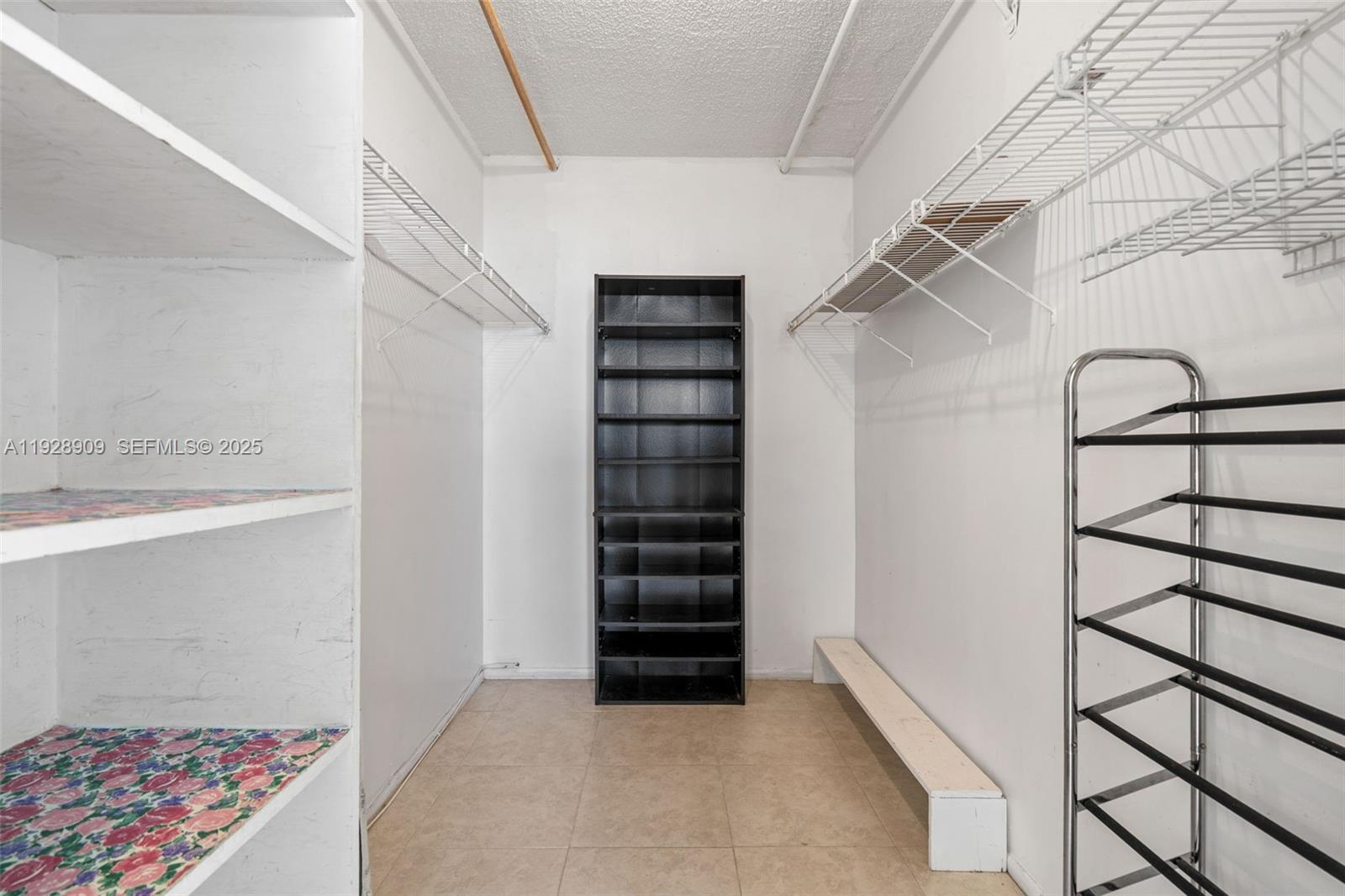 SEA MONARCH CONDO - Residential