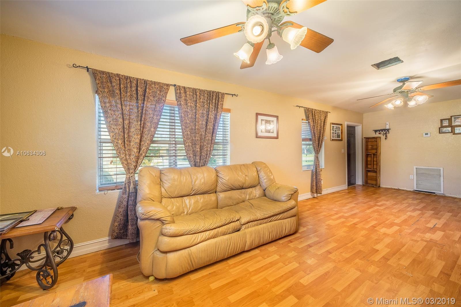 GERARDMERE ACRES - Residential