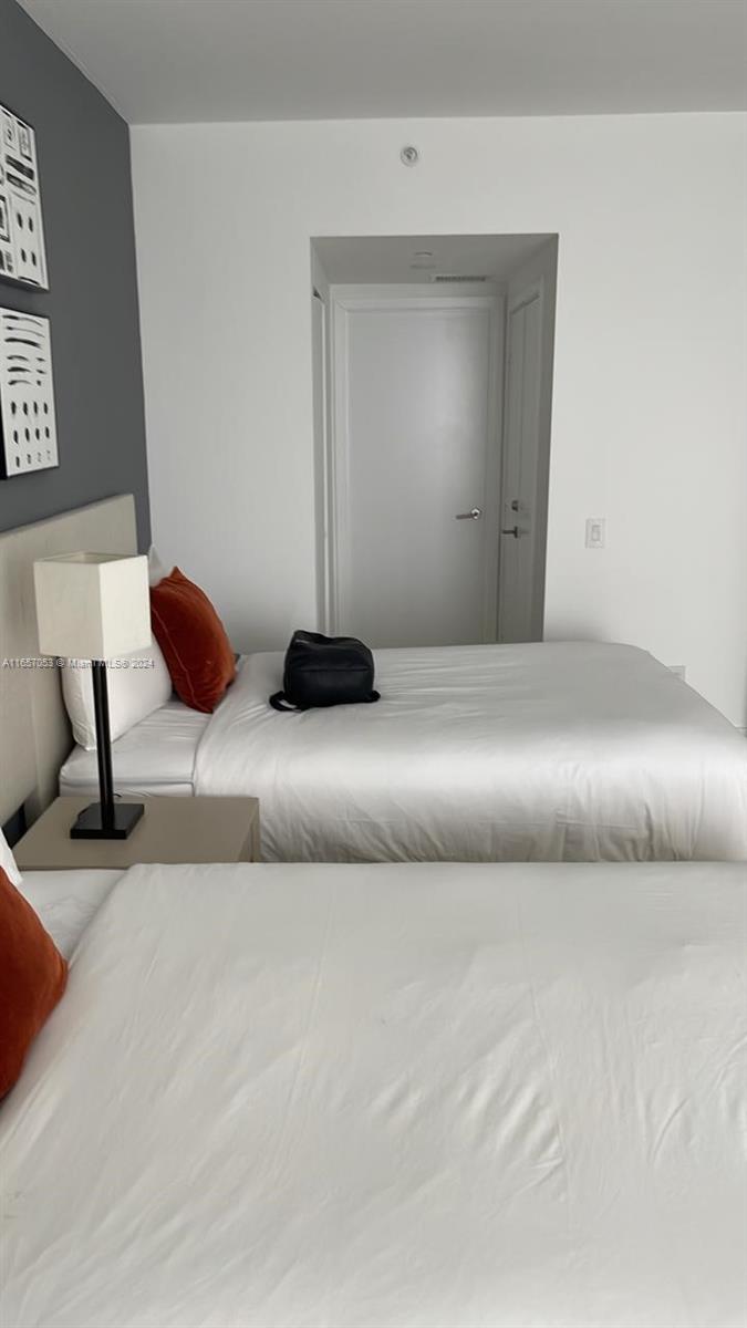 4111 SOUTH OCEAN DRIVE CO - Residential
