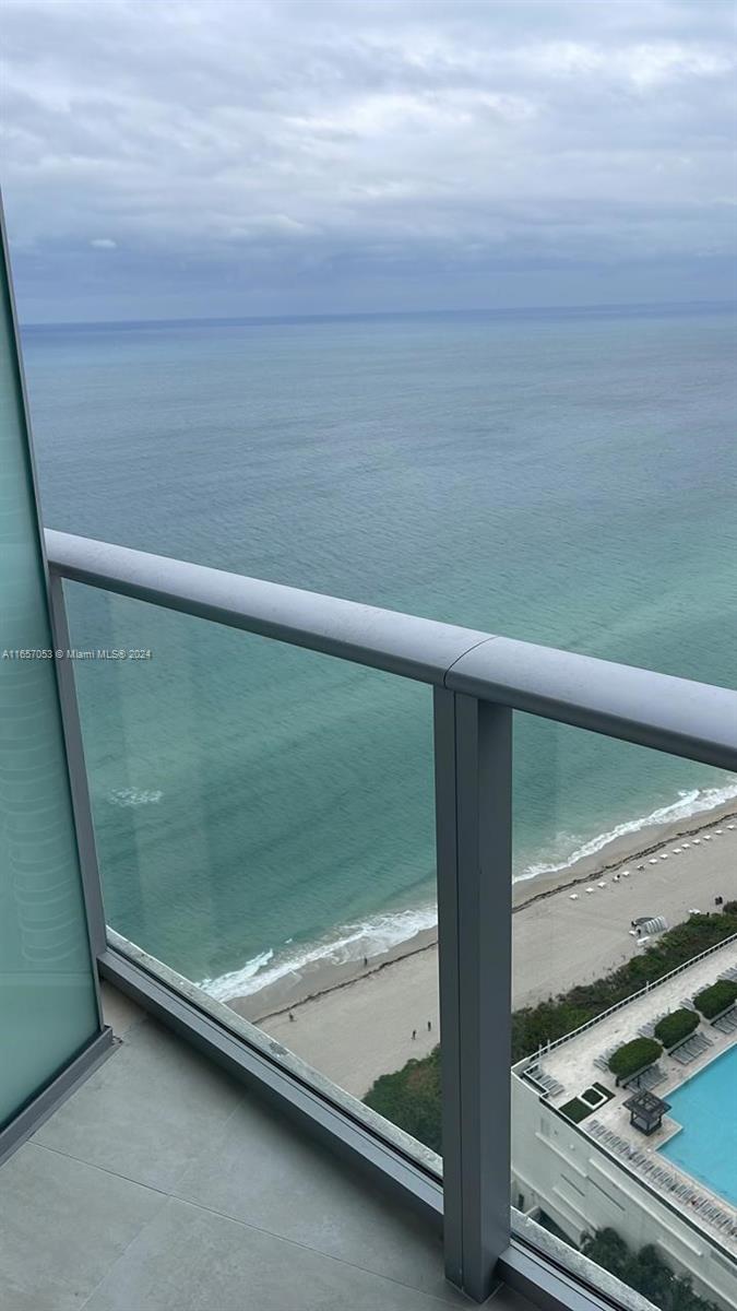 4111 SOUTH OCEAN DRIVE CO - Residential