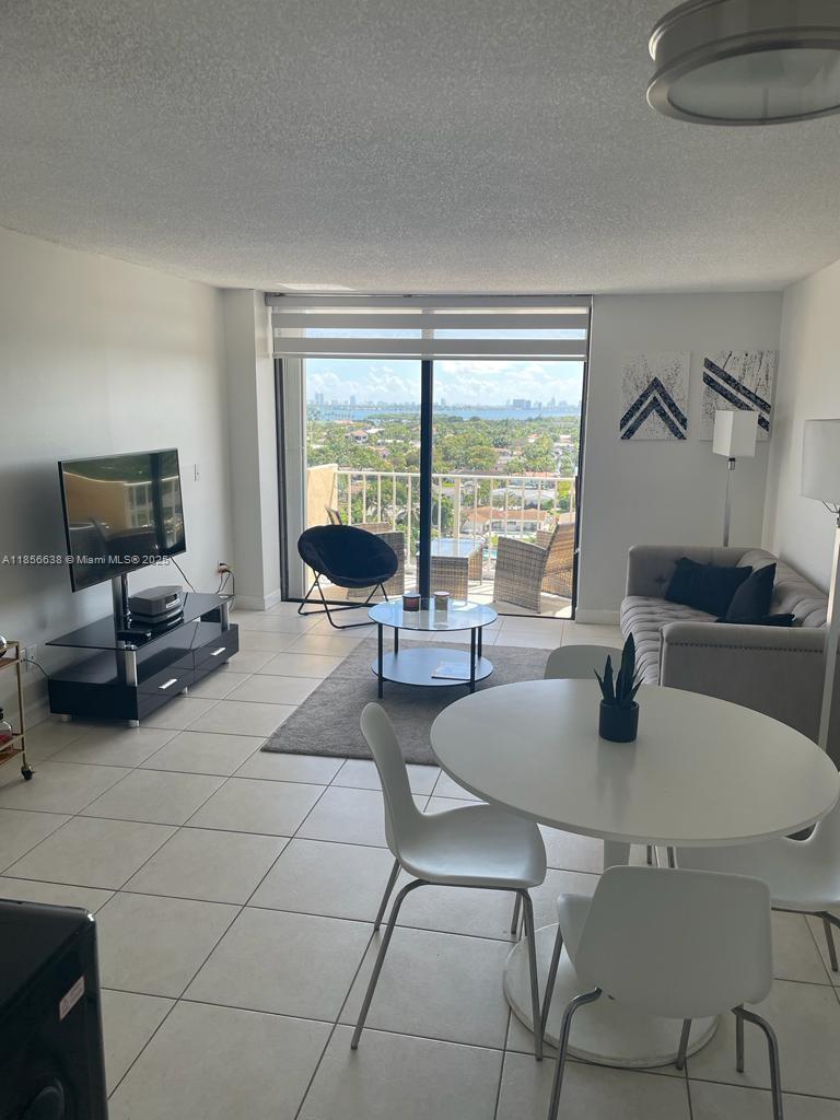 Spacious 1-bedroom with beautiful natural light and breath-taking water views. This unit is tiled throughout and has a huge walk-in closet. In the heart of North Miami. Great location, walk to Publix, close to the beaches, Keystone Point, and Aventura, and an array of excellent restaurants within walking distance.