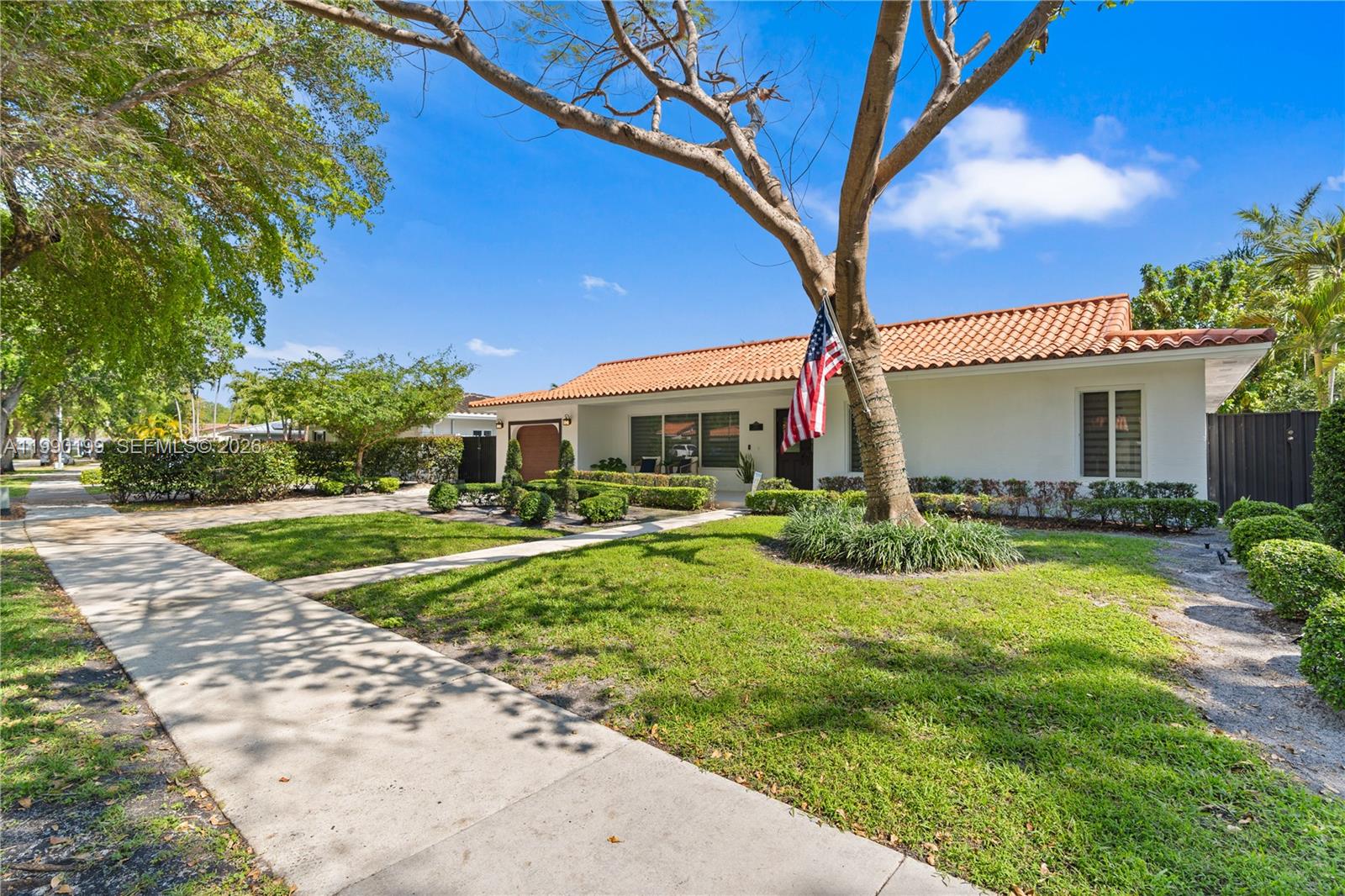 MIAMI LAKES SEC 7 - Residential