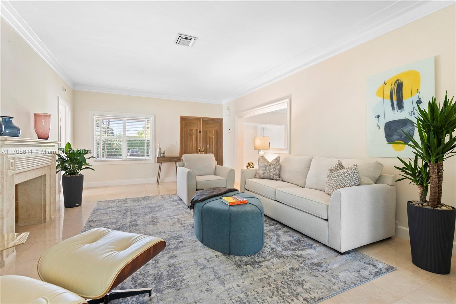 Property for Sale at 5371 N Bay Rd, Miami Beach, Miami-Dade County, Florida - Bedrooms: 3 
Bathrooms: 3  - $2,750,000