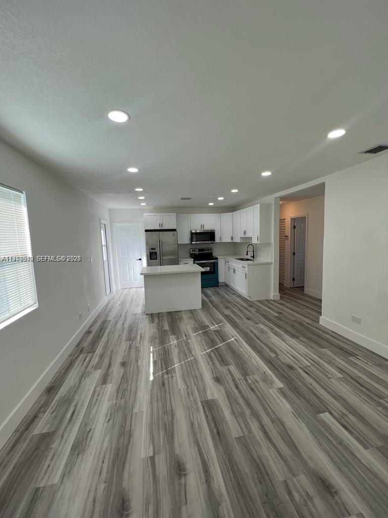 STEPHEN MANOR - Residential