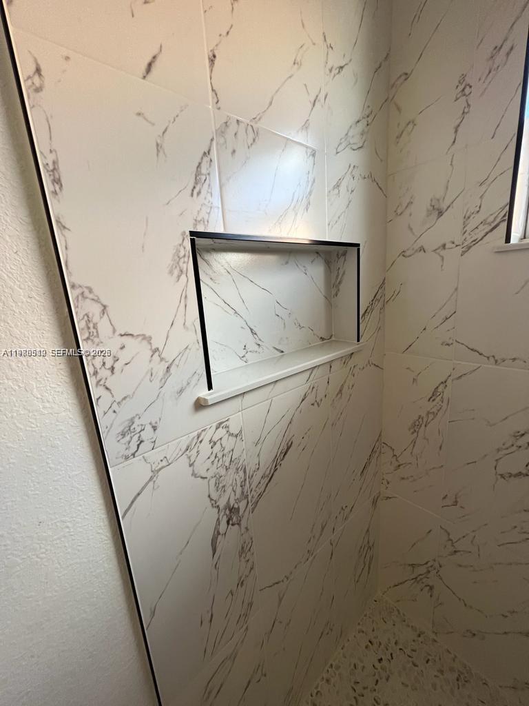 STEPHEN MANOR - Residential