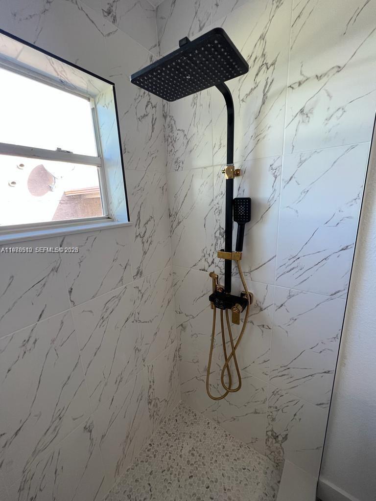 STEPHEN MANOR - Residential