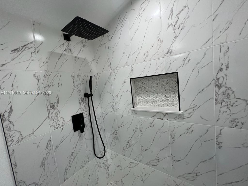 STEPHEN MANOR - Residential