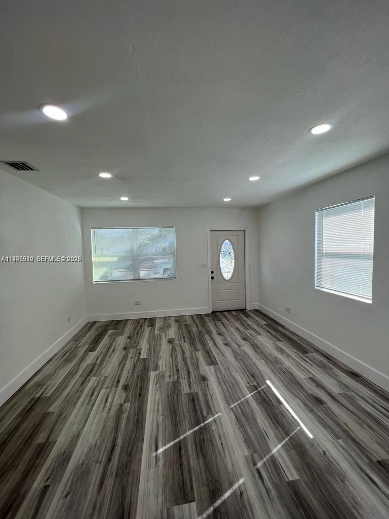 STEPHEN MANOR - Residential