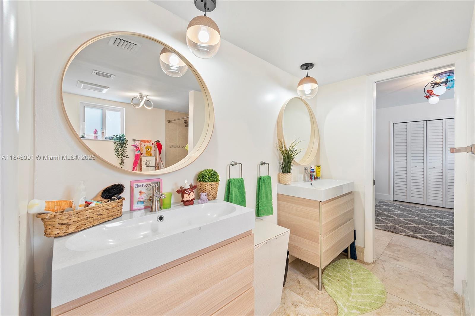 GABLES EDGE - Residential Lease