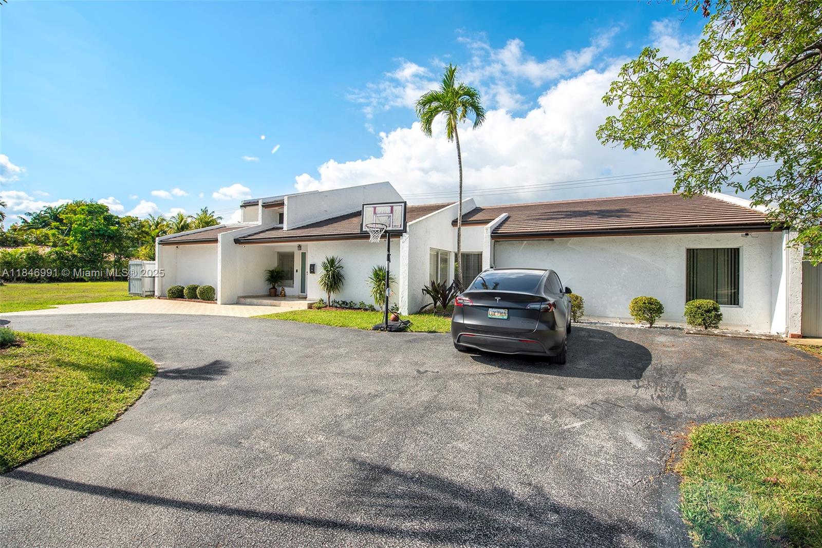 GABLES EDGE - Residential Lease