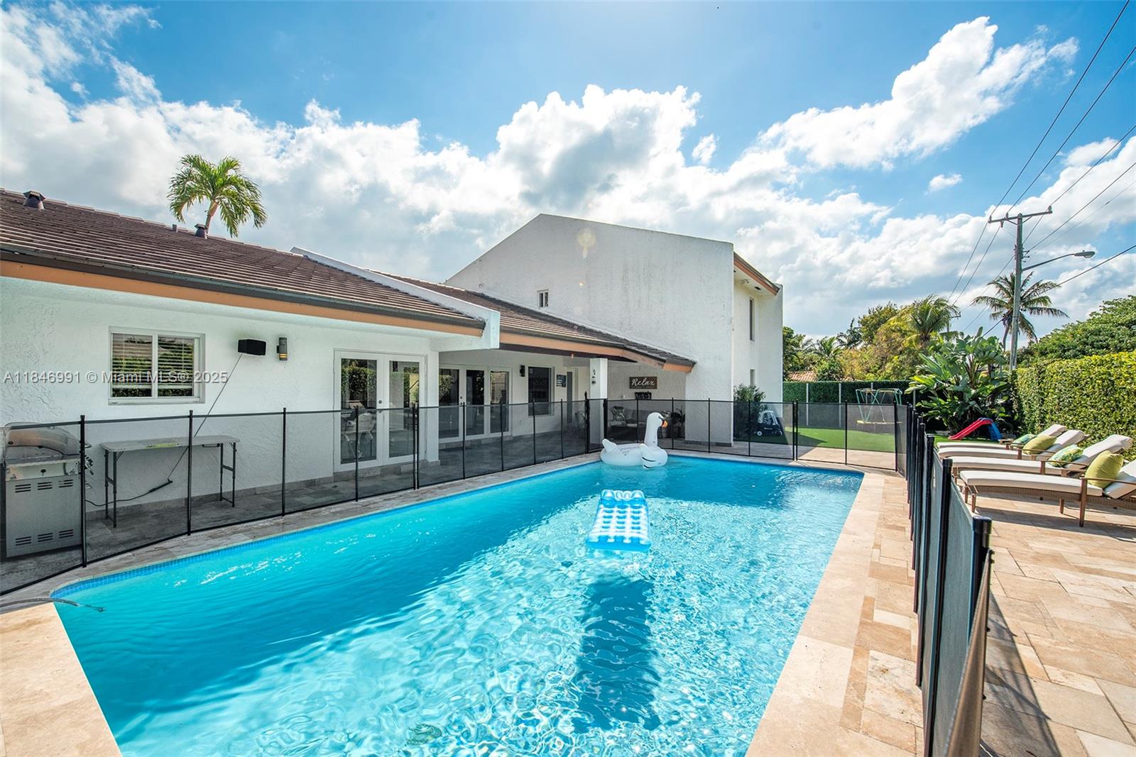 GABLES EDGE - Residential Lease