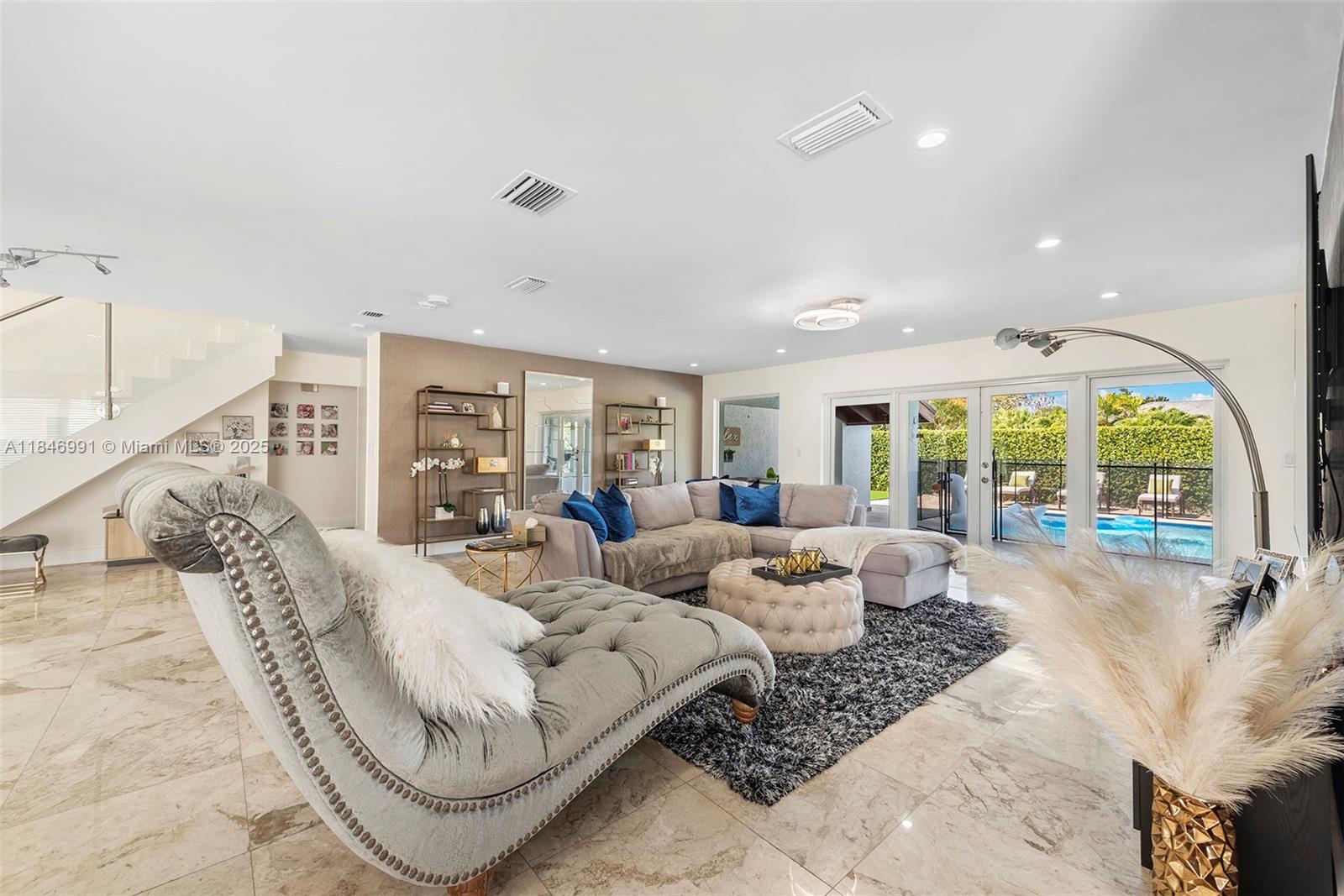 GABLES EDGE - Residential Lease