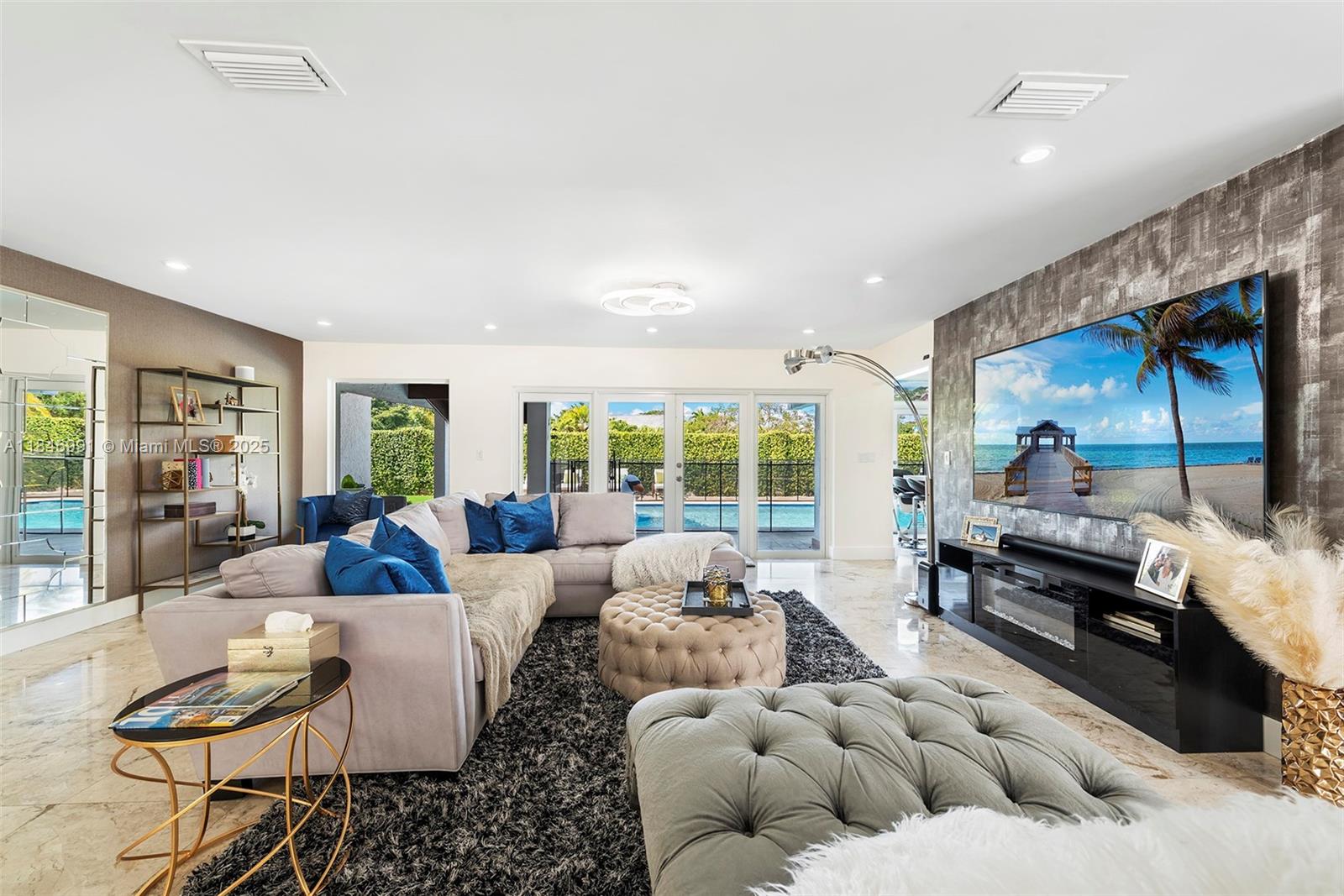 GABLES EDGE - Residential Lease