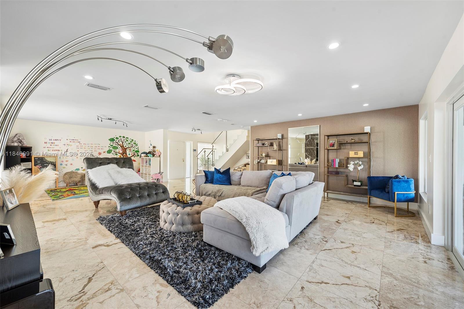 GABLES EDGE - Residential Lease