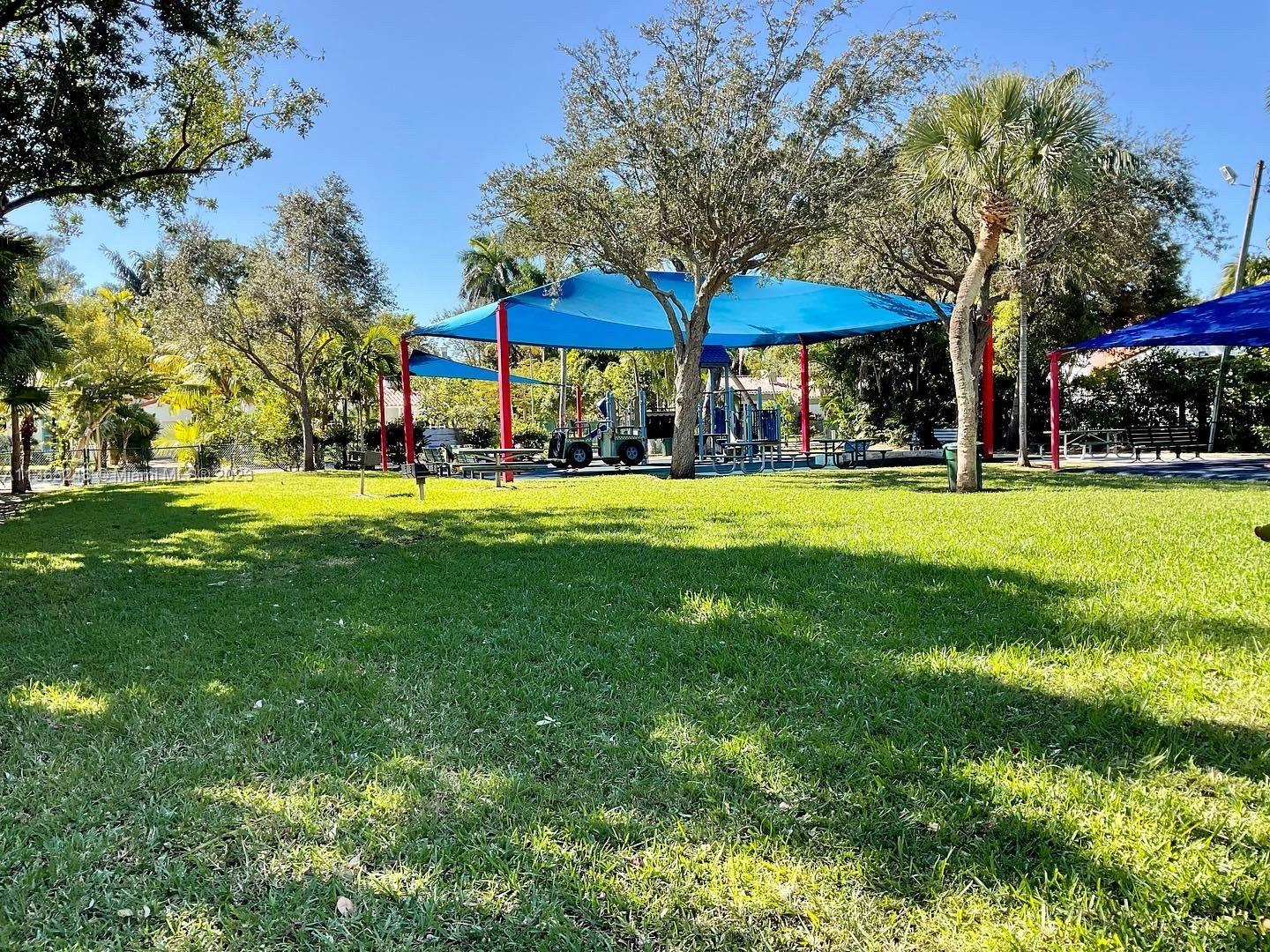 BELLE MEADE 1ST ADDN - Residential