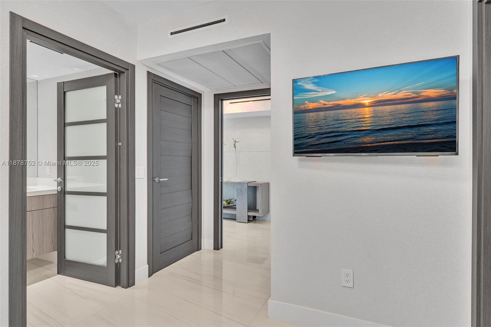 LAS OLAS BEACH CLUB CONDO - Residential