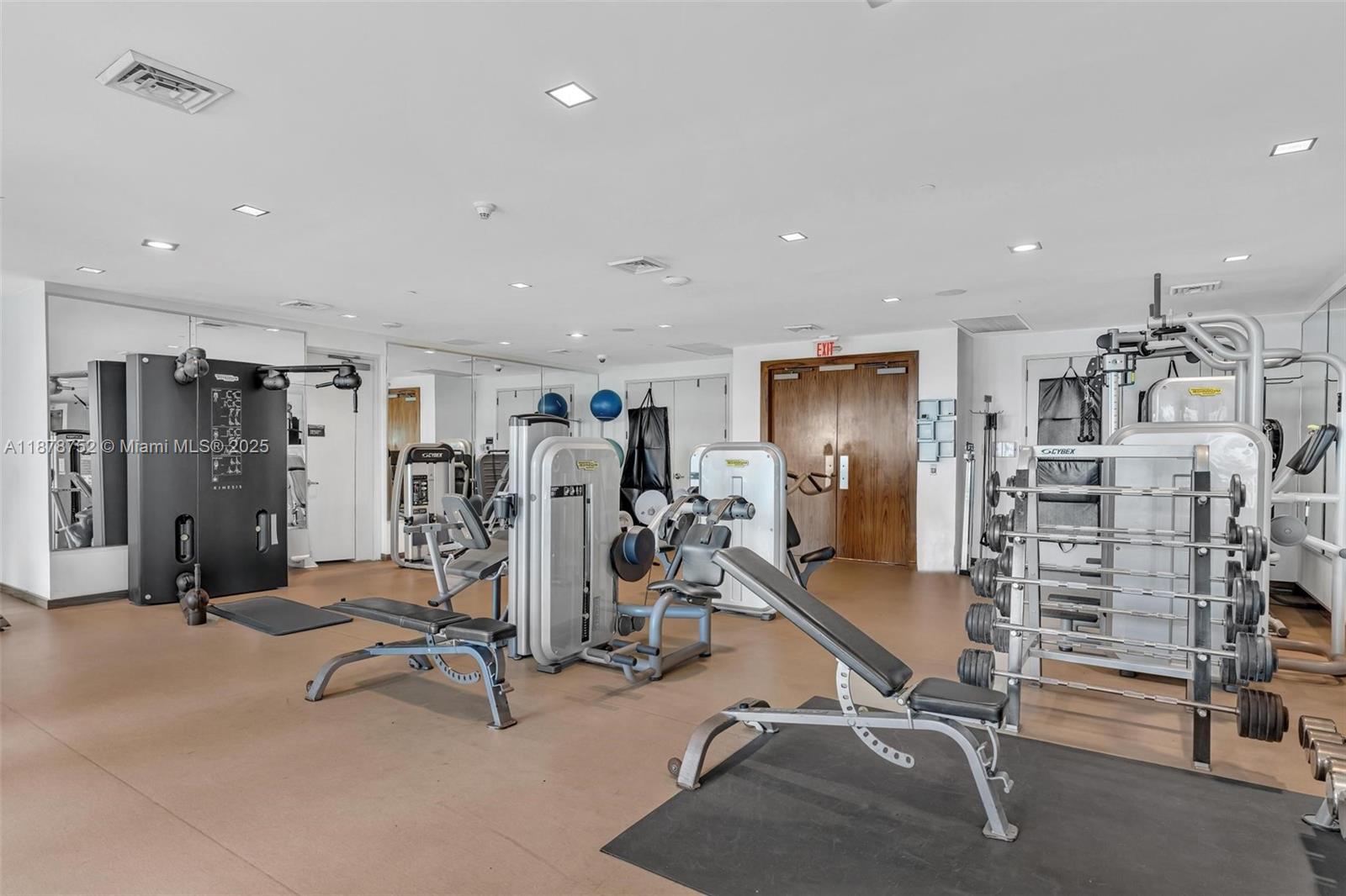 LAS OLAS BEACH CLUB CONDO - Residential