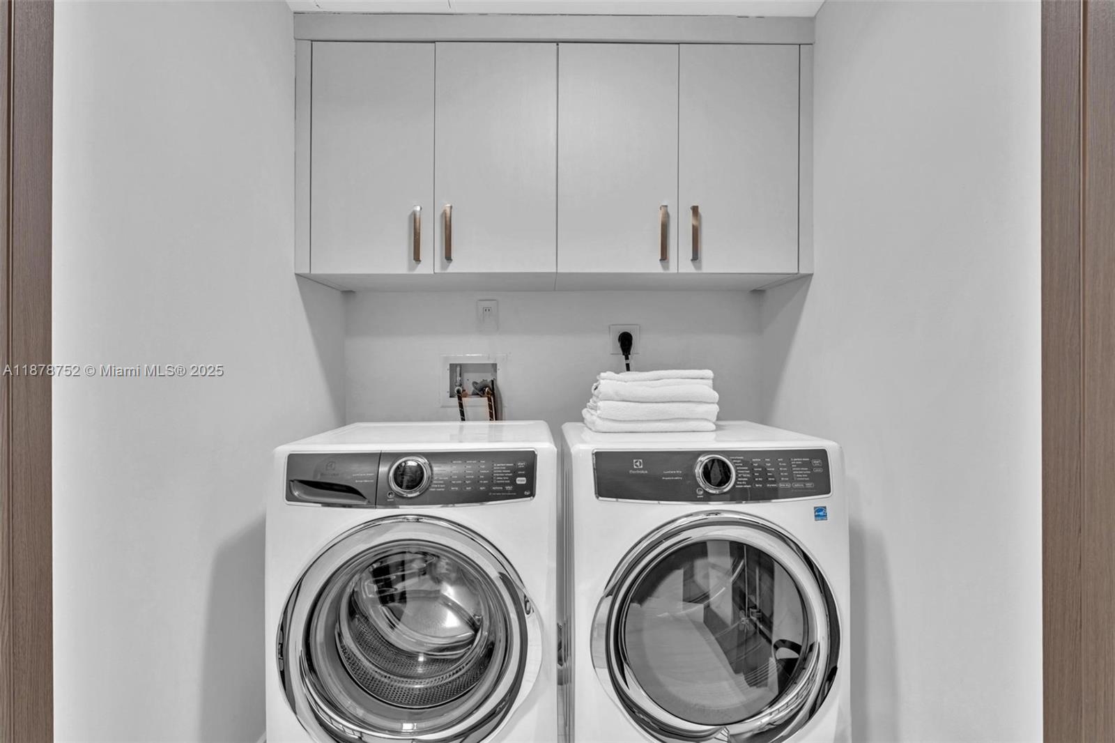 LAS OLAS BEACH CLUB CONDO - Residential