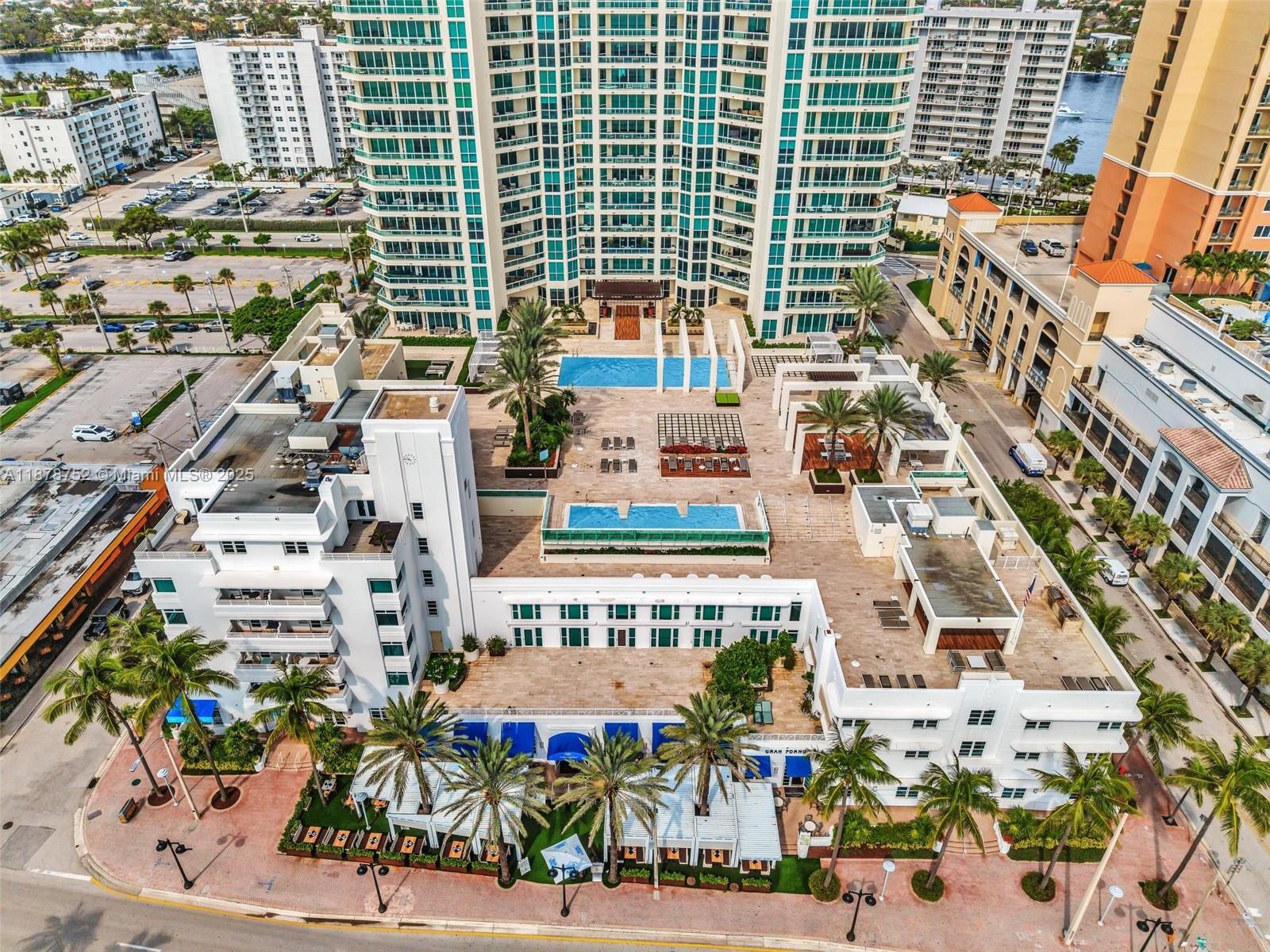 LAS OLAS BEACH CLUB CONDO - Residential
