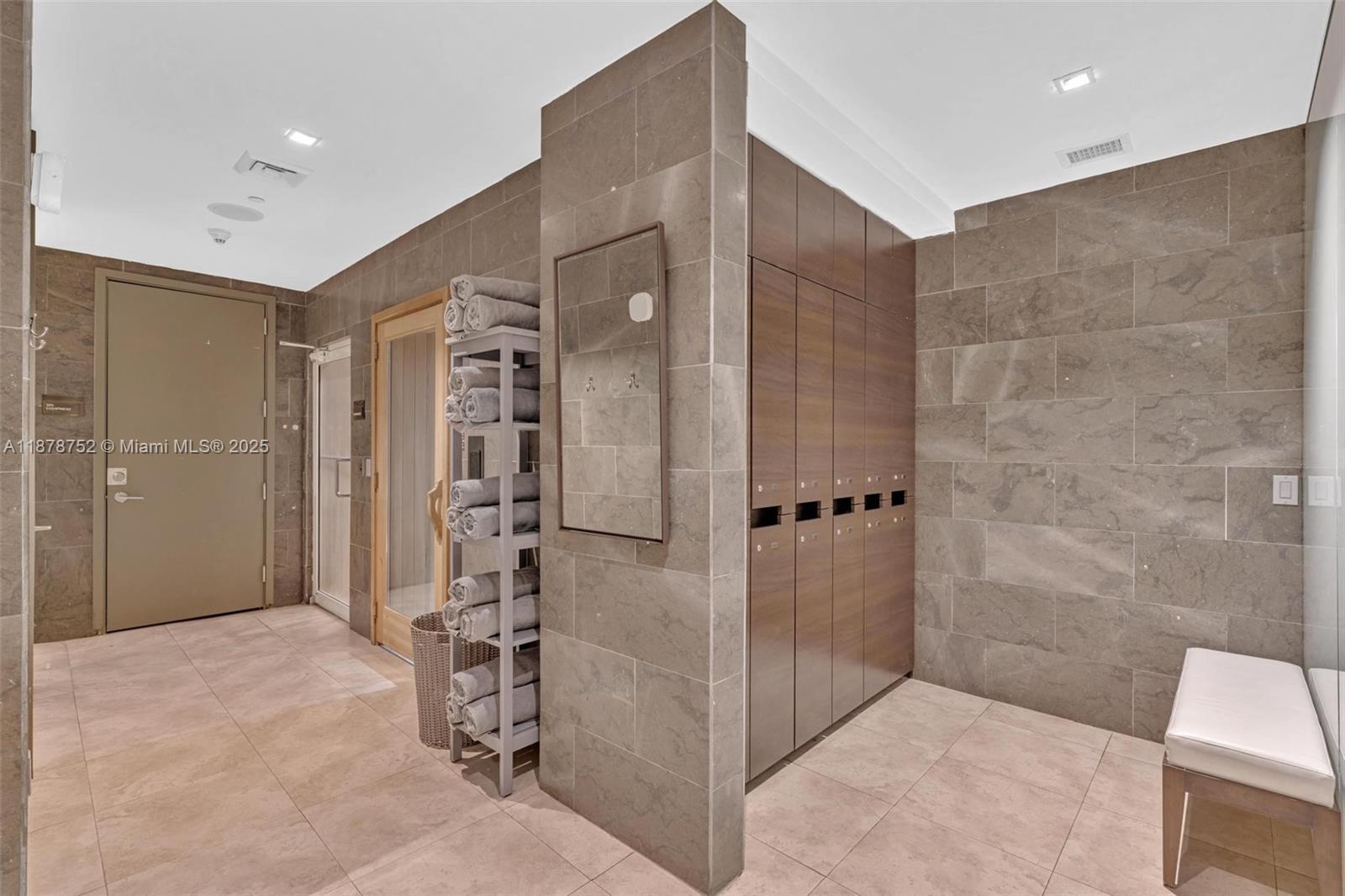 LAS OLAS BEACH CLUB CONDO - Residential