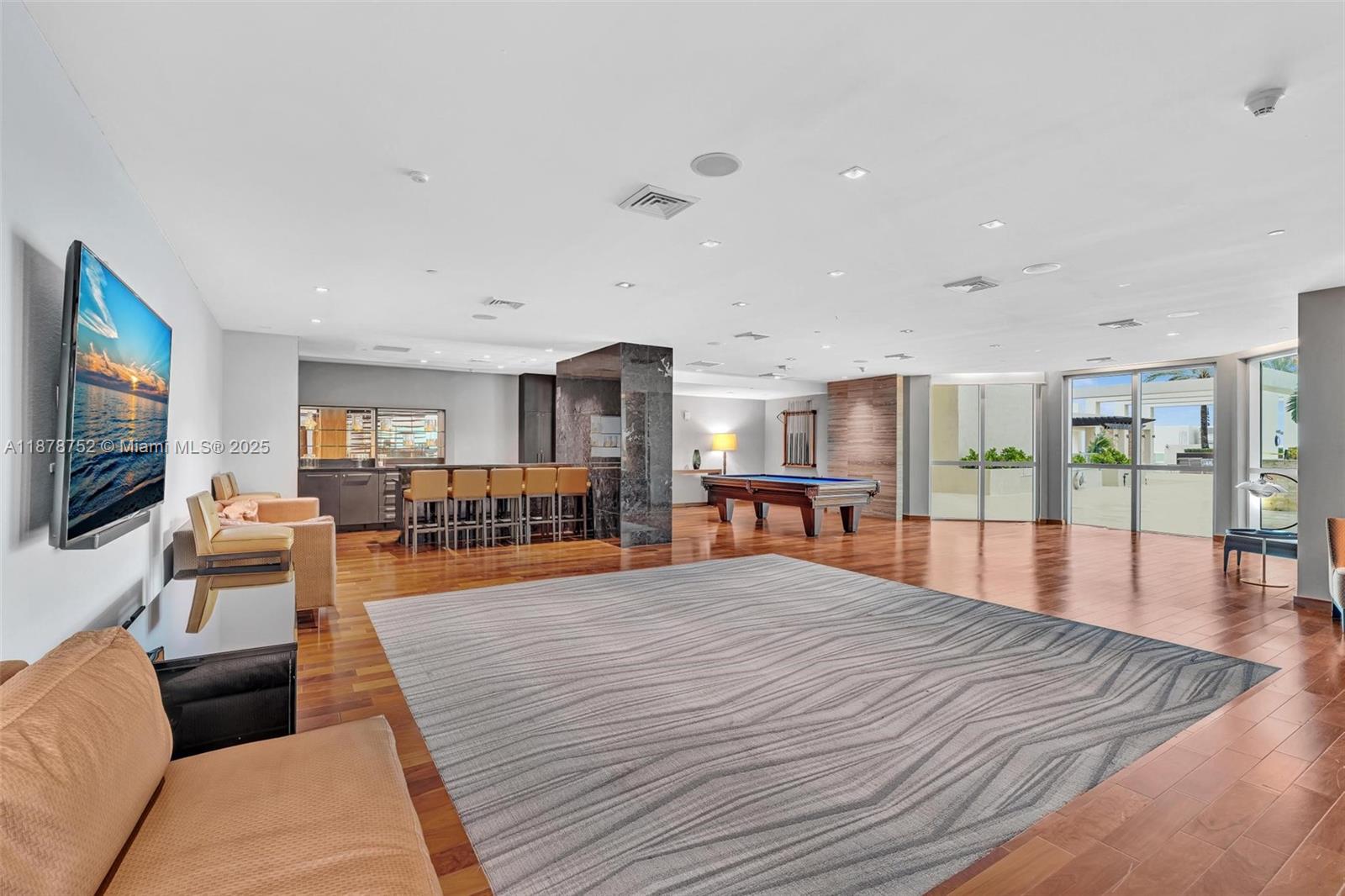 LAS OLAS BEACH CLUB CONDO - Residential