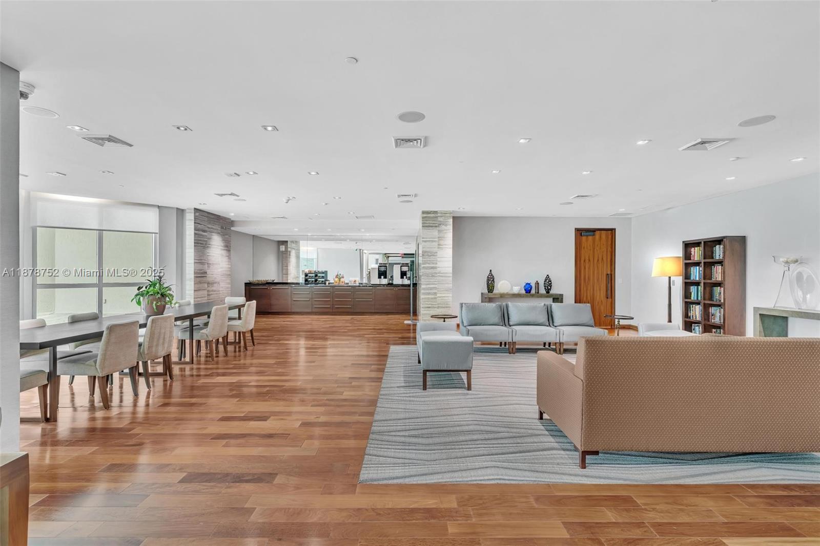 LAS OLAS BEACH CLUB CONDO - Residential