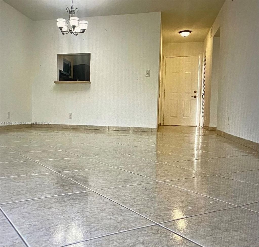 Photo of 218 NE 12th Ave #303, Hallandale Beach, FL 33009 (MLS # A11489545)