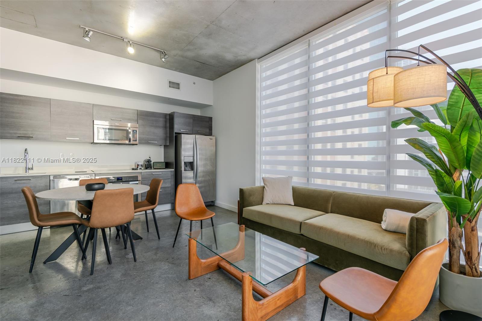 Rental Property at 151 Se 1st St 711, Miami, Broward County, Florida - Bedrooms: 2 
Bathrooms: 2  - $3,850 MO.