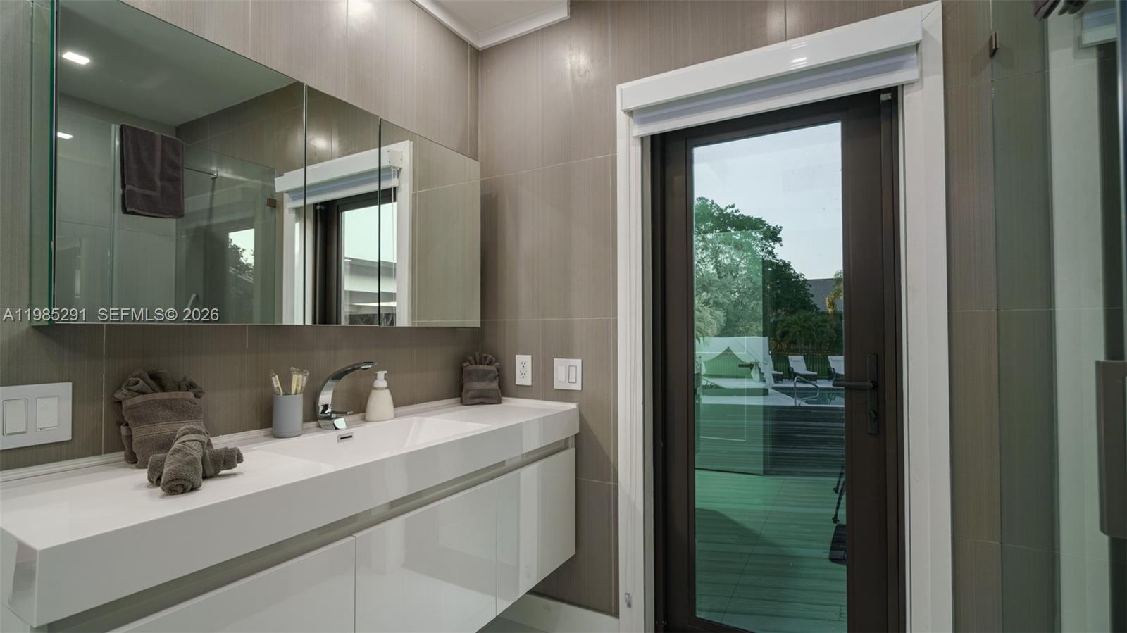 SIMONS PLAT - Residential