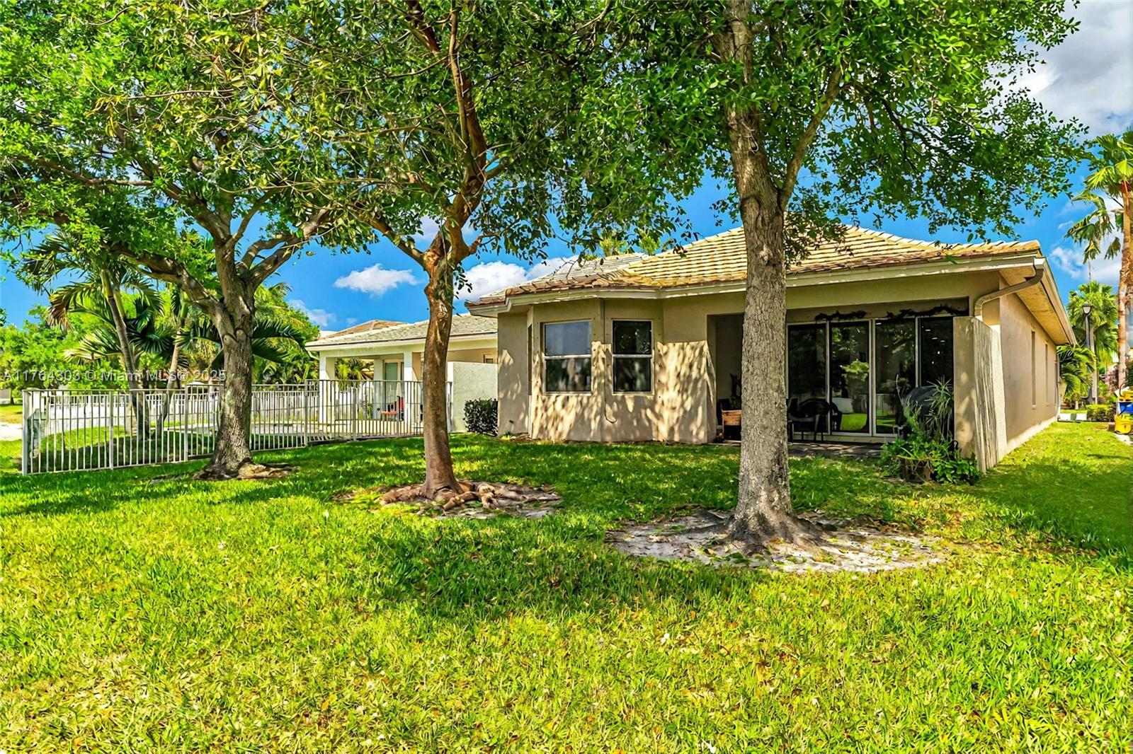 DIAMOND C RANCH POD E/F - Residential