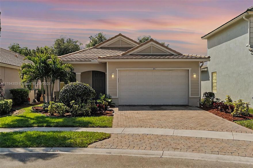 Impeccably located and remodeled, this stunning 3-bedroom, 2-bathroom lakefront home is situated in the prestigious Palm Beach Plantation community. Nestled on a CUL-DE-SAC, it offers privacy and convenience, with easy access to premier shopping, fine dining, theaters, and major highways. The property features newly installed flooring throughout, enhancing its modern and sophisticated appeal.
Set within an exclusive gated community, residents enjoy resort-style amenities, including a clubhouse, a luxurious pool, tennis and basketball courts, a state-of-the-art fitness center, a play area, and a meeting room. On-site management ensures seamless living. Located just moments from the Wellington Green Mall, this home offers an unparalleled combination of elegance, comfort, and convenience.