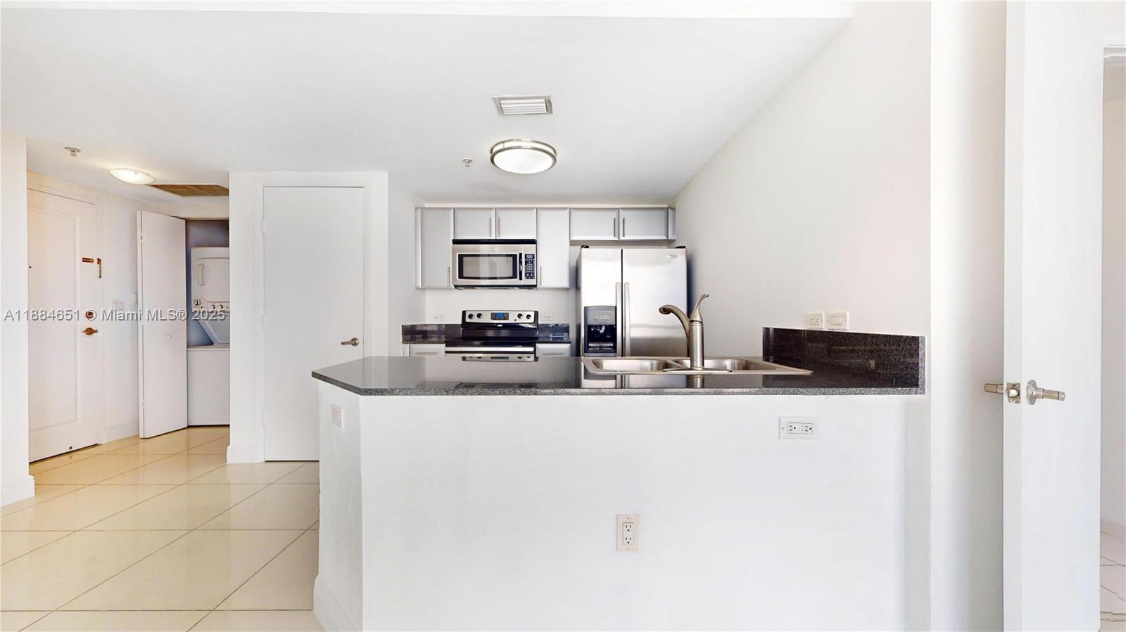 View photos, virtual tours, details... 1871 NW S River Dr 1205