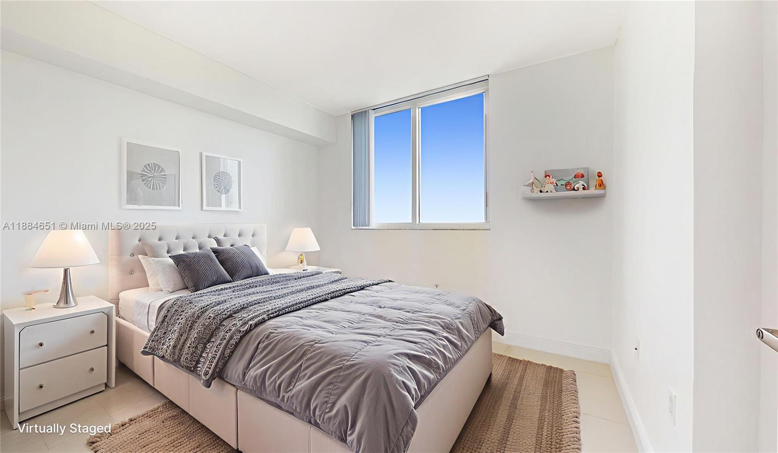 TERRAZAS RIVERPARK VILLAG - Residential