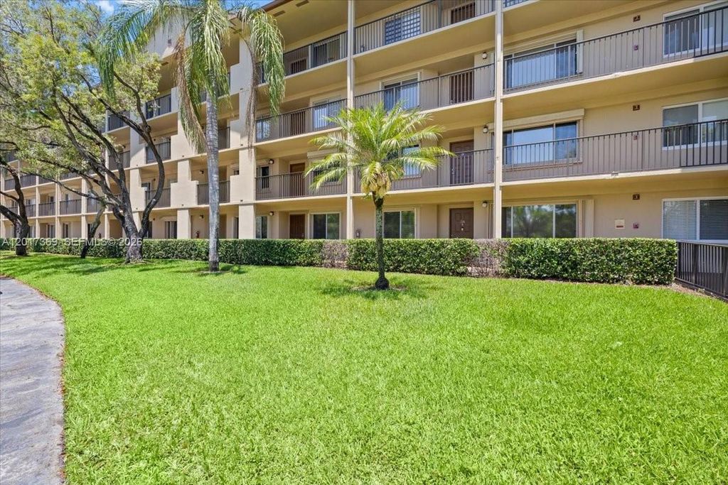 Photo of 1351 SW 141st Ave #213G, Pembroke Pines, FL 33027 (MLS # A12017369)