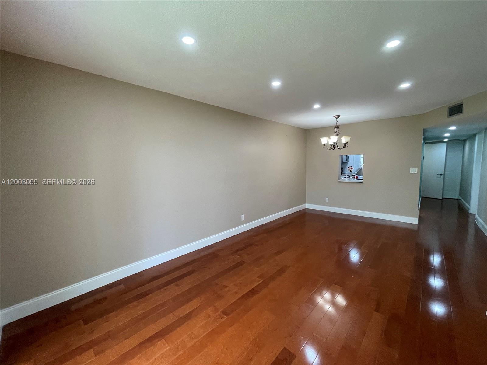 7900 S Colony Cir S 204