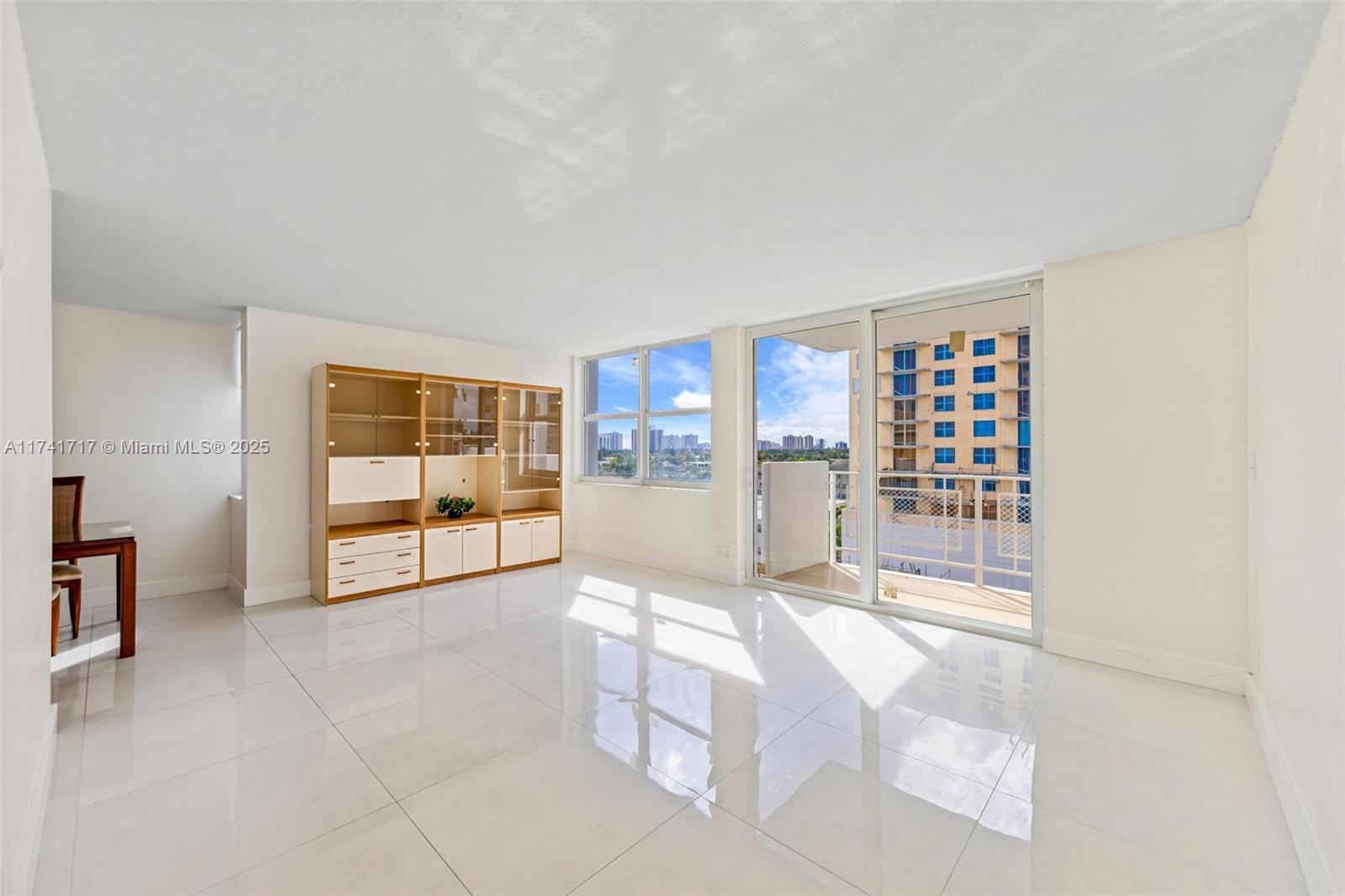 430 Golden Isles Dr 707, Hallandale Beach, Broward County, Florida - 2 Bedrooms  
2 Bathrooms - 