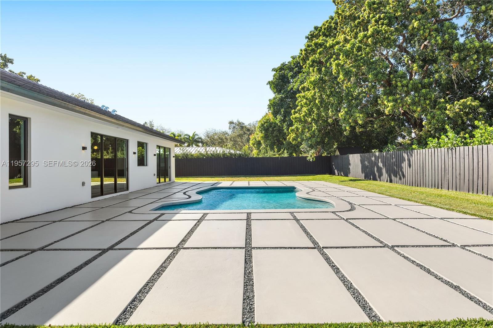 PINEWOOD ESTATES FIRST AD - Residential