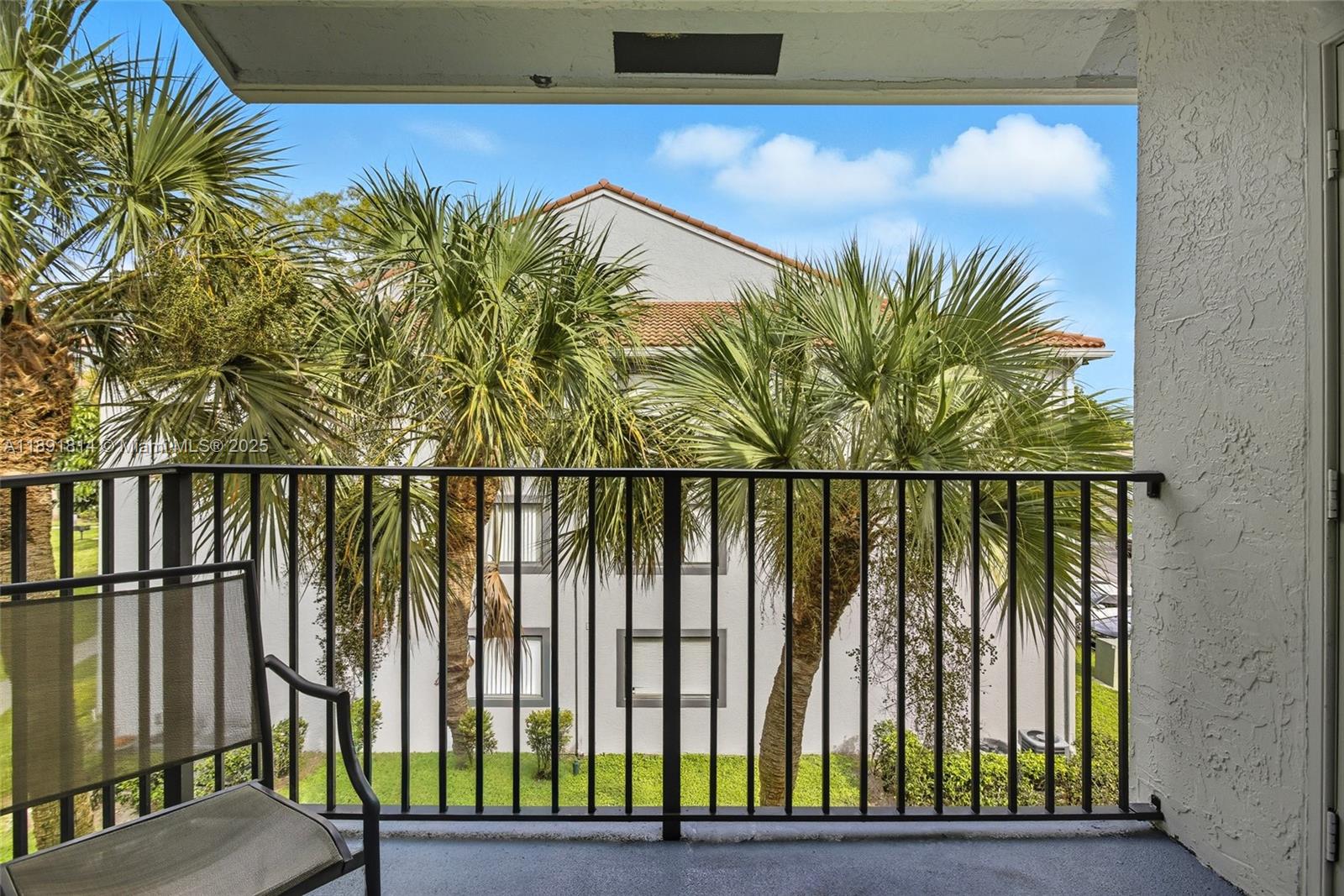 VISCONTI CONDO - Residential